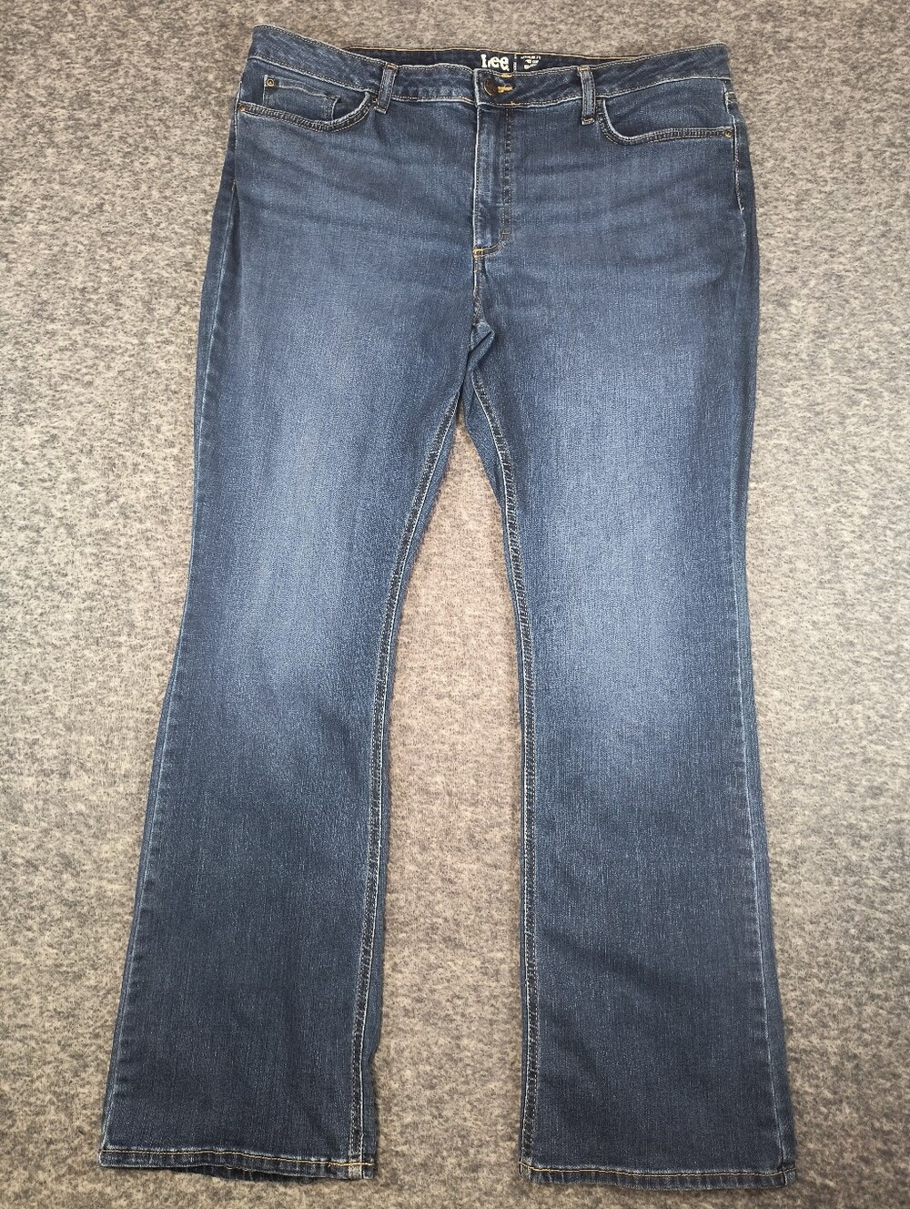Lee Jeans, boot cut mid rise, women's 20L style#1CMVEW9